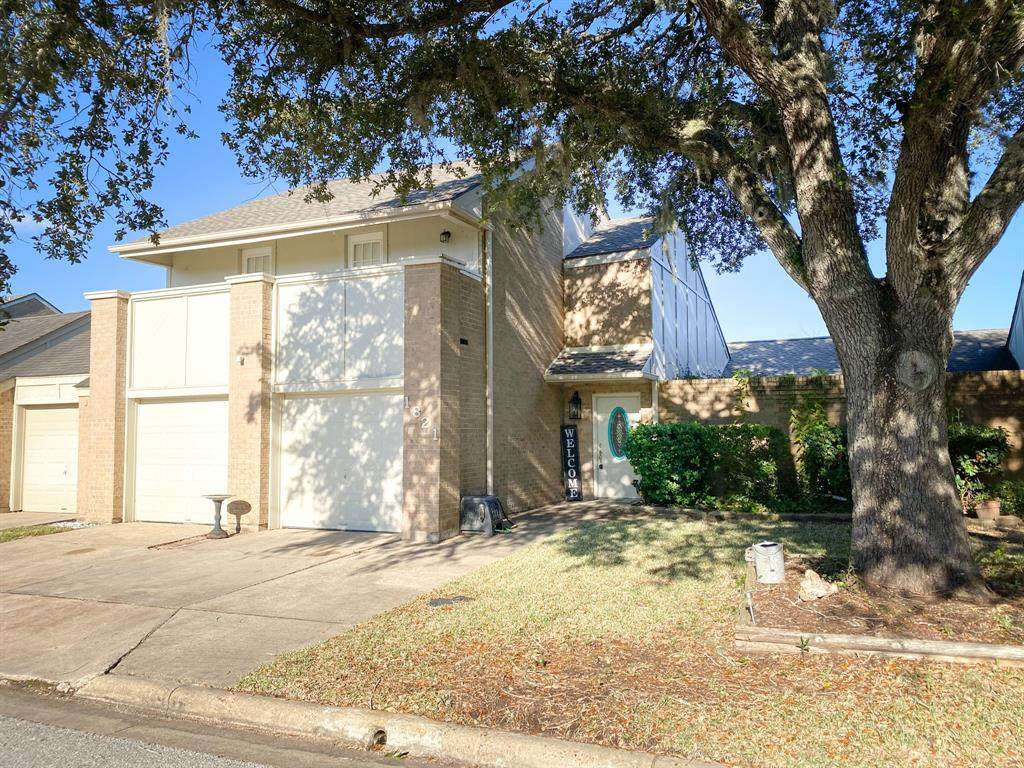 1821 Veranda Drive - Photo 1