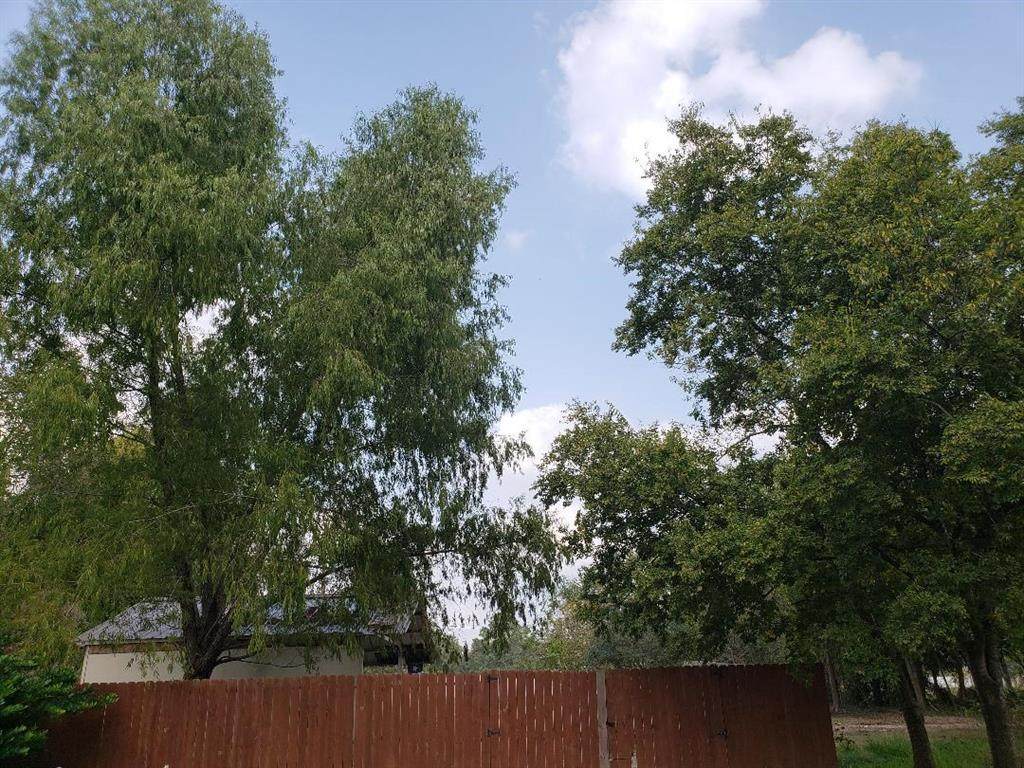 963 Gateside Dr - Photo 1