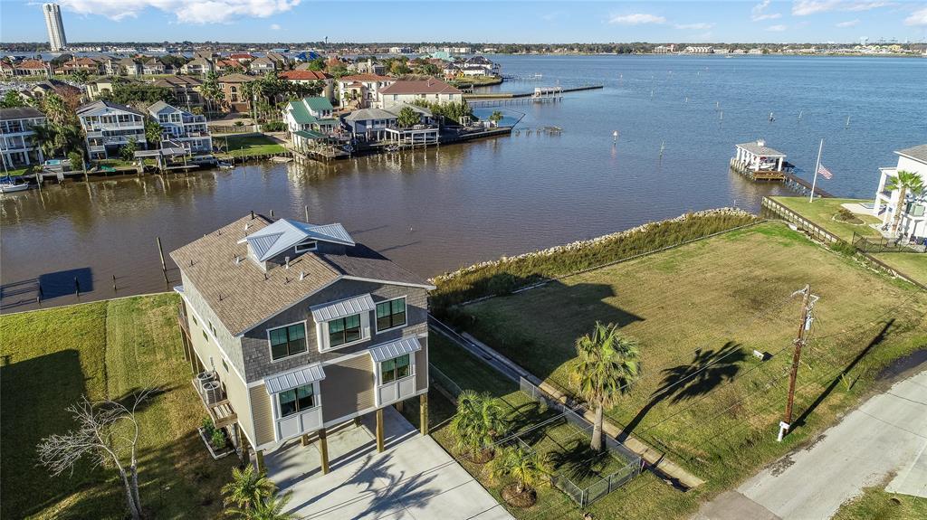 2110 Cove Park Drive - Photo 1