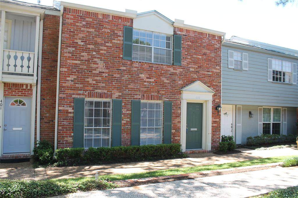 403 Bendwood Drive - Photo 1