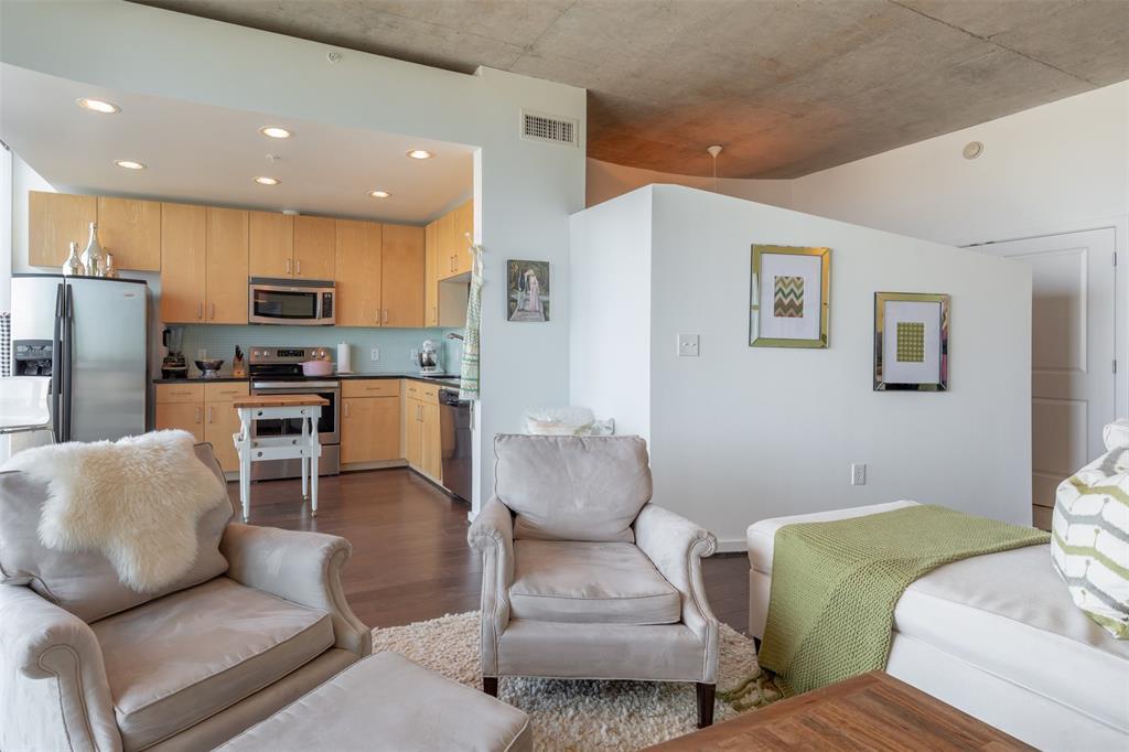 5925 Almeda Road - Photo 1