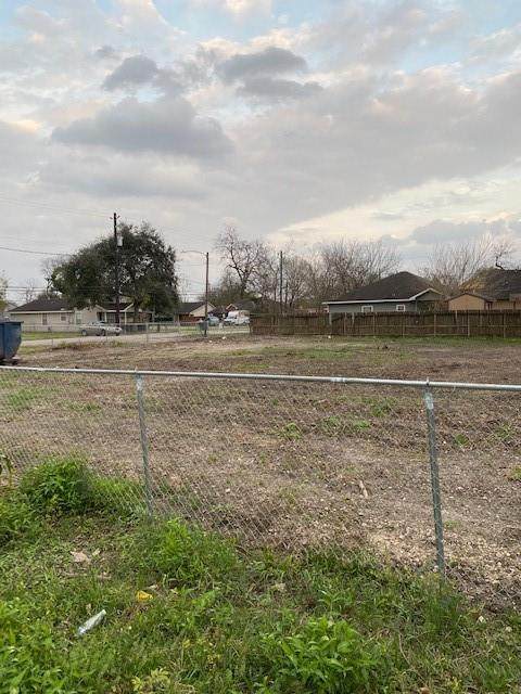 2122 Erastus Street - Photo 1