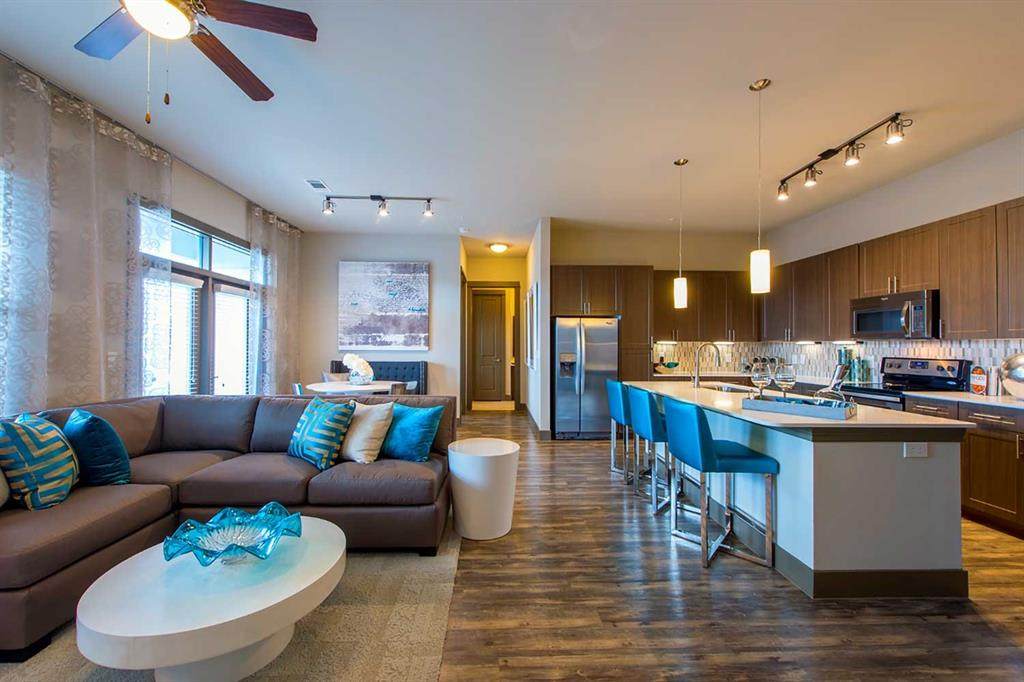 5454 Washington Avenue - Photo 1