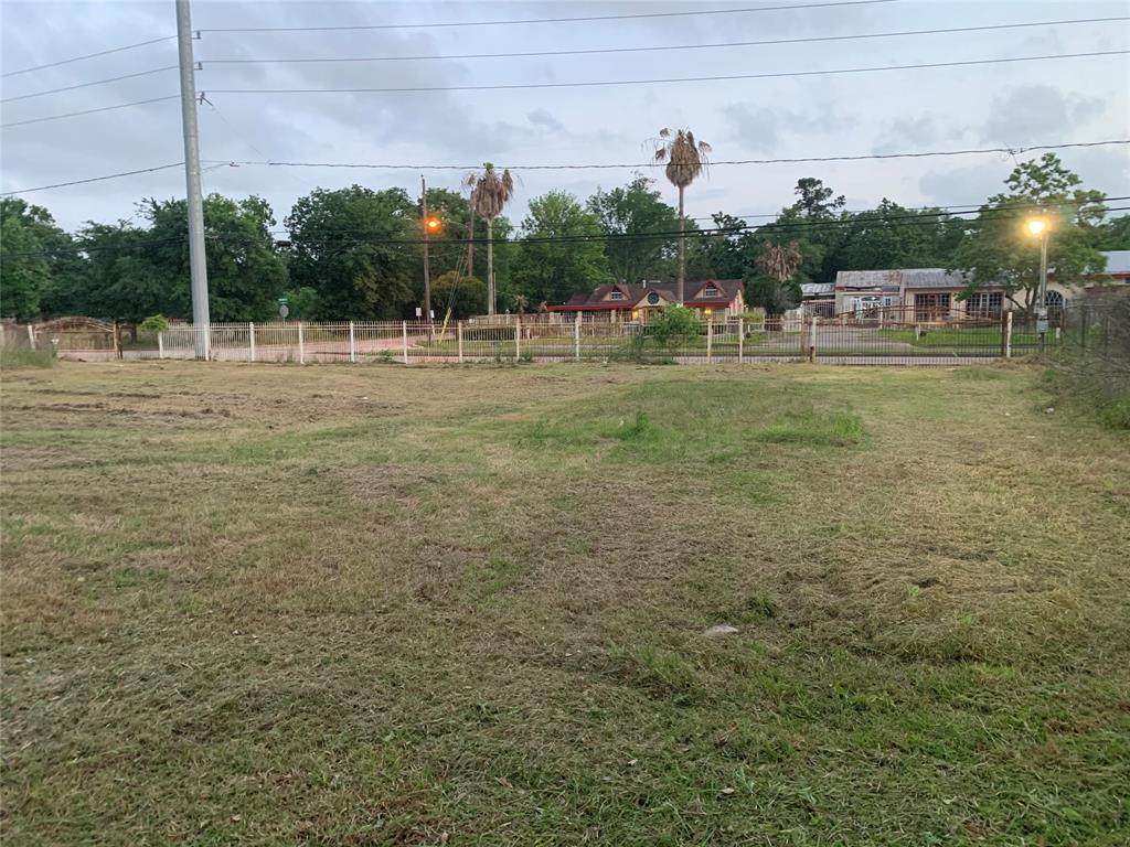 8113 E Tidwell Road - Photo 1