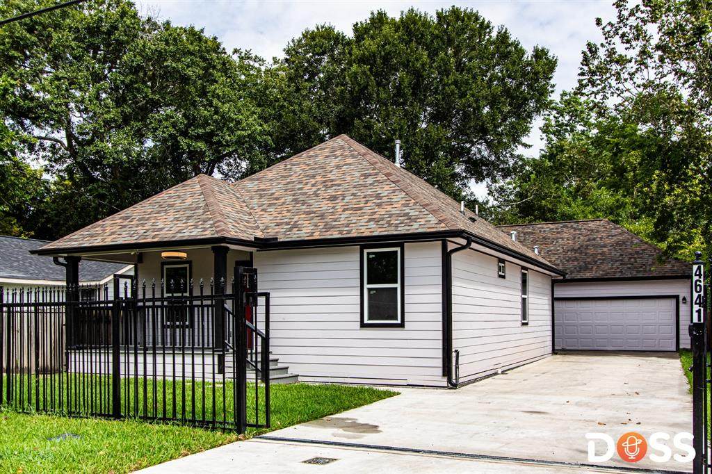 4641 Larkspur Street - Photo 1