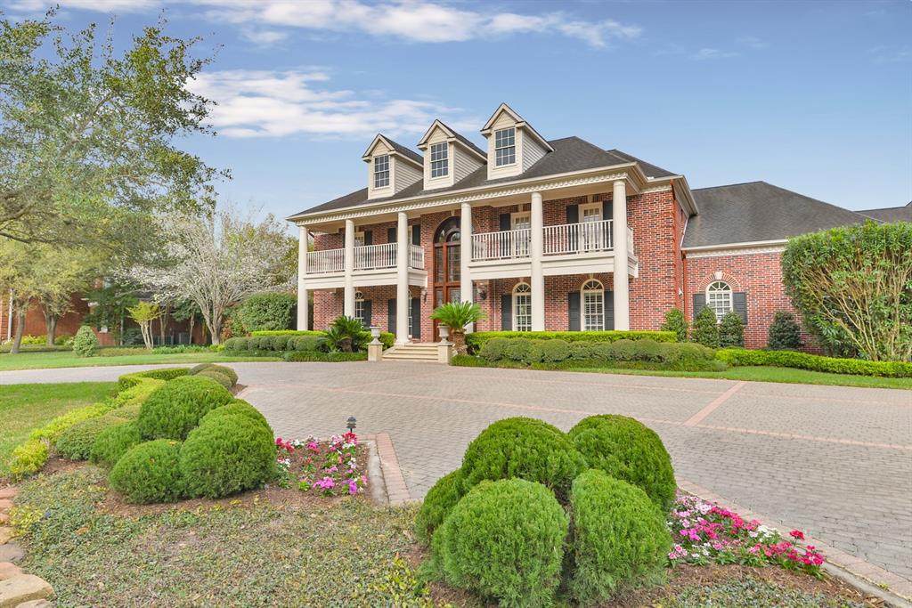 9 Wexford Court - Photo 1