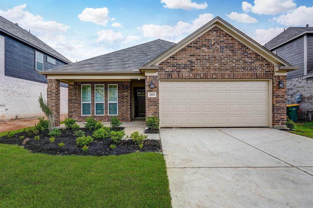 2808 Beech River Court - Photo 1