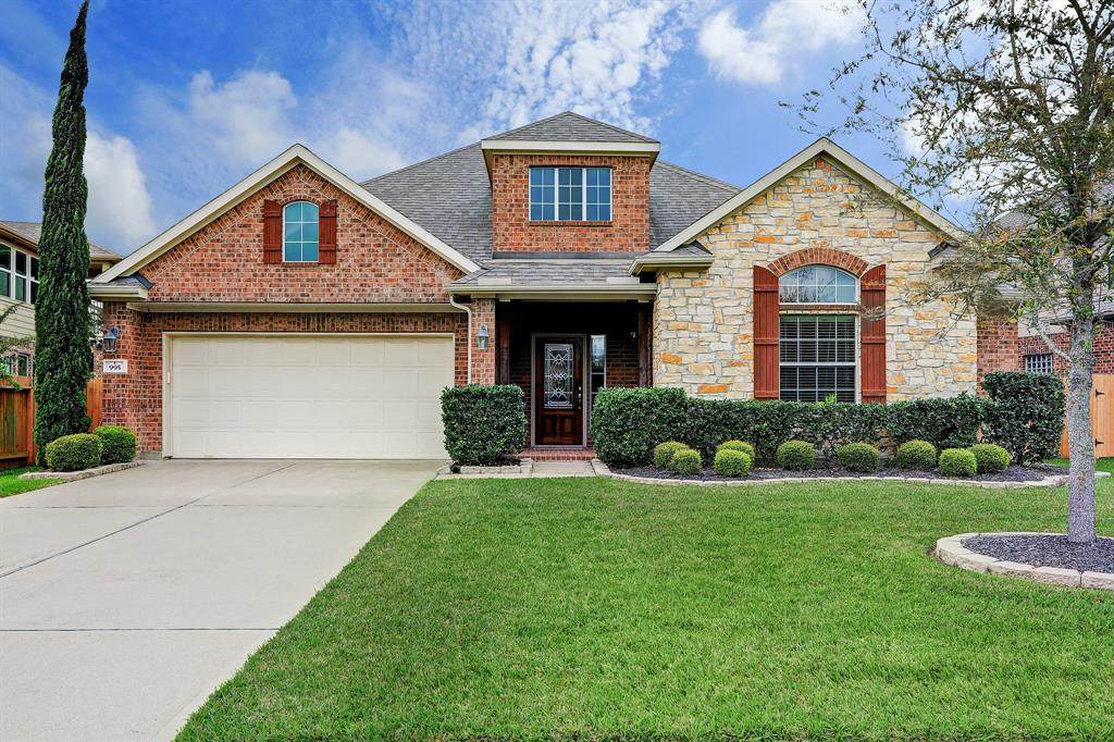 995 Catania Lane - Photo 1