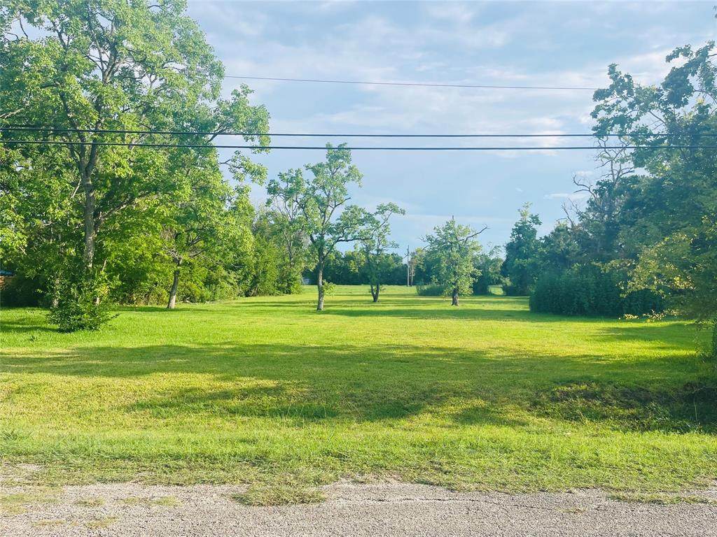 000 Lawndale St - Photo 1