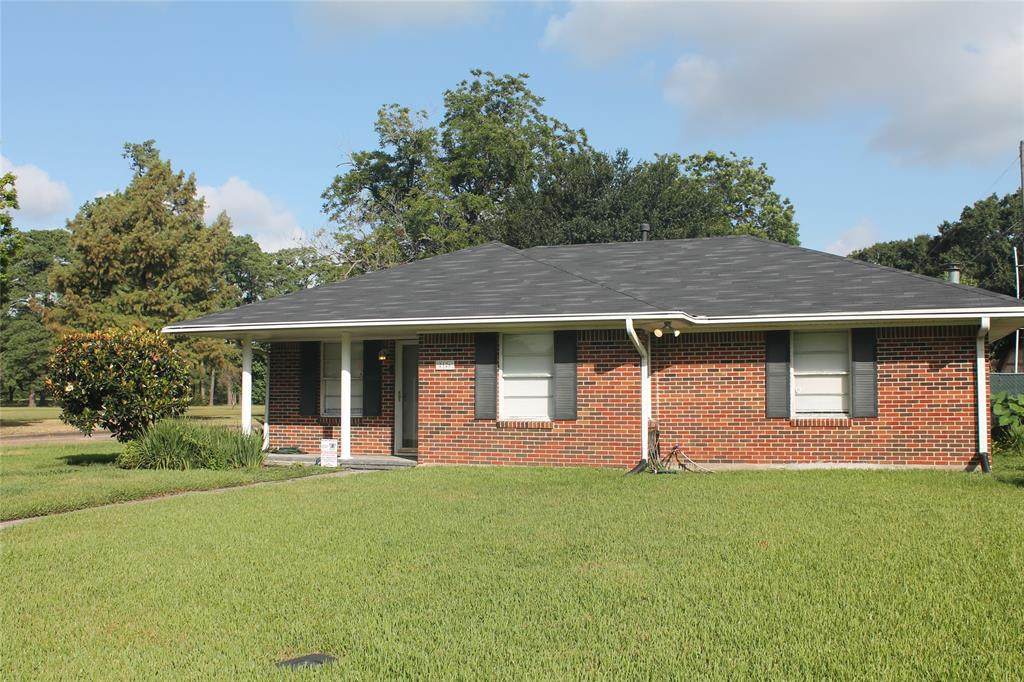 2126 Woodcrest Drive - Photo 1