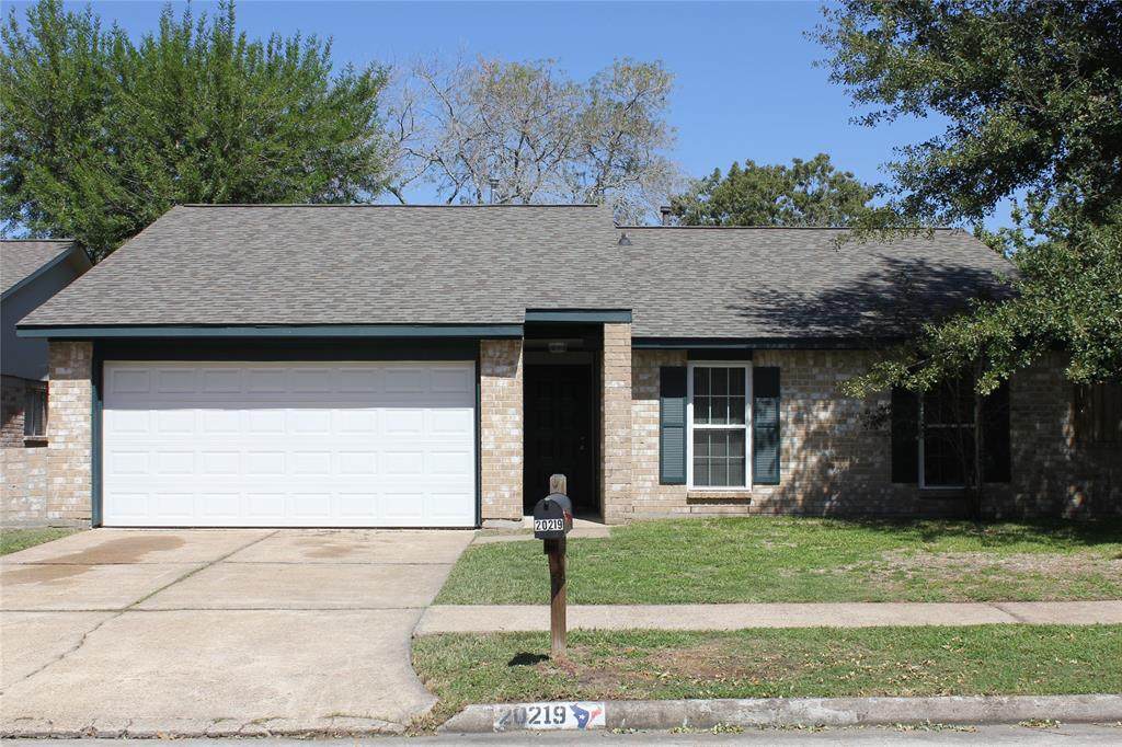 20219 Misty Pines Drive - Photo 1
