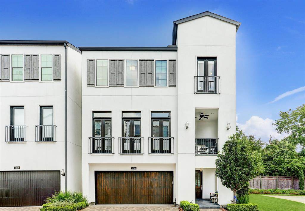11010 Jardin Des Circle - Photo 1