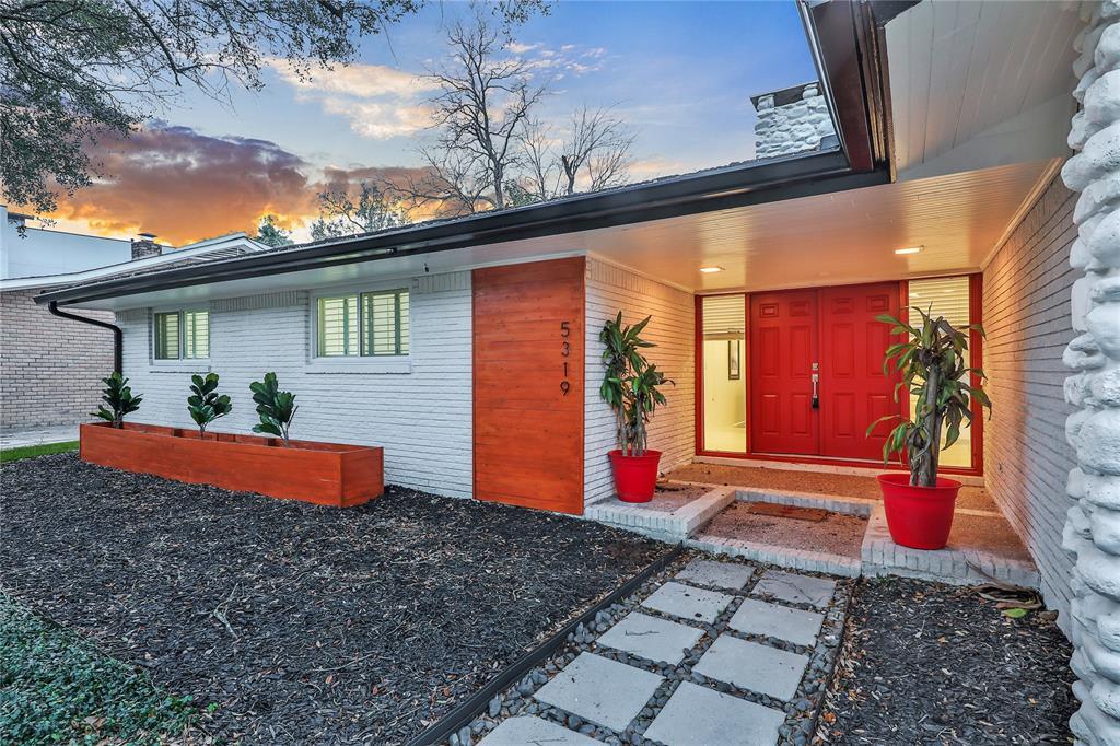5319 Queensloch Drive - Photo 1