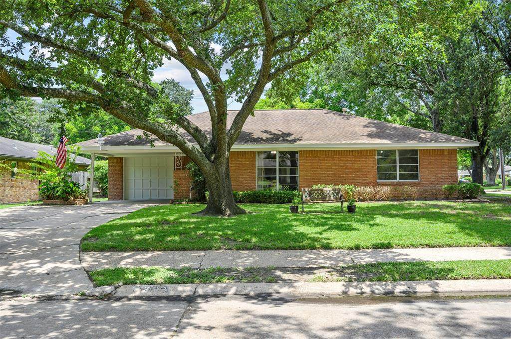 4502 Sanford Road - Photo 1