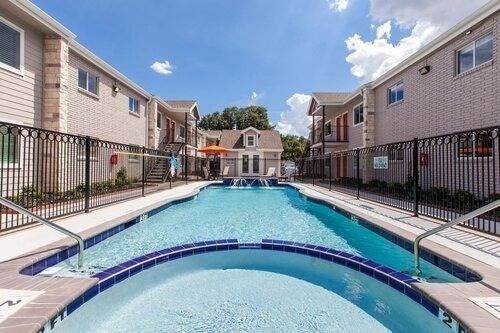 2006 43rd Street - Photo 1