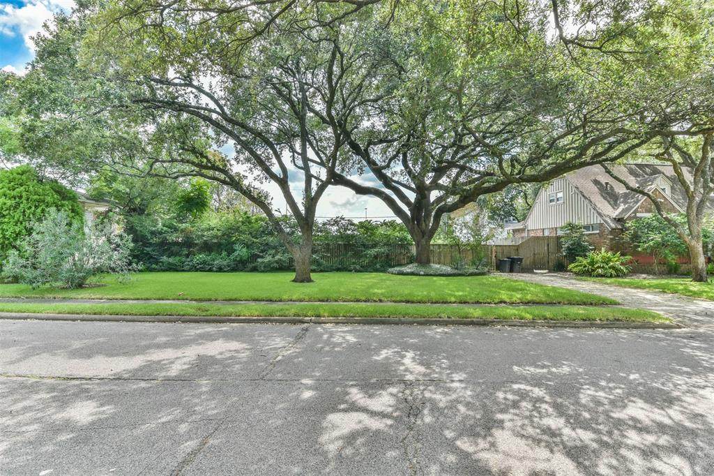 4719 Braesvalley Drive - Photo 1