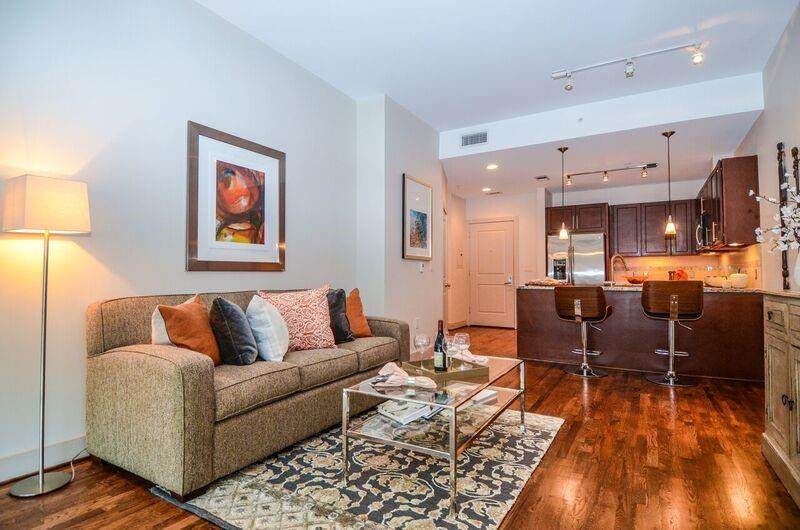 1400 Mckinney Street - Photo 1