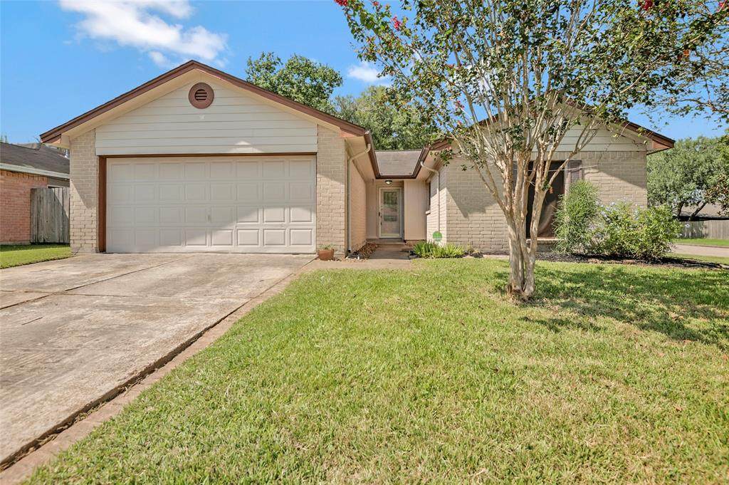 1102 Melford Avenue - Photo 1