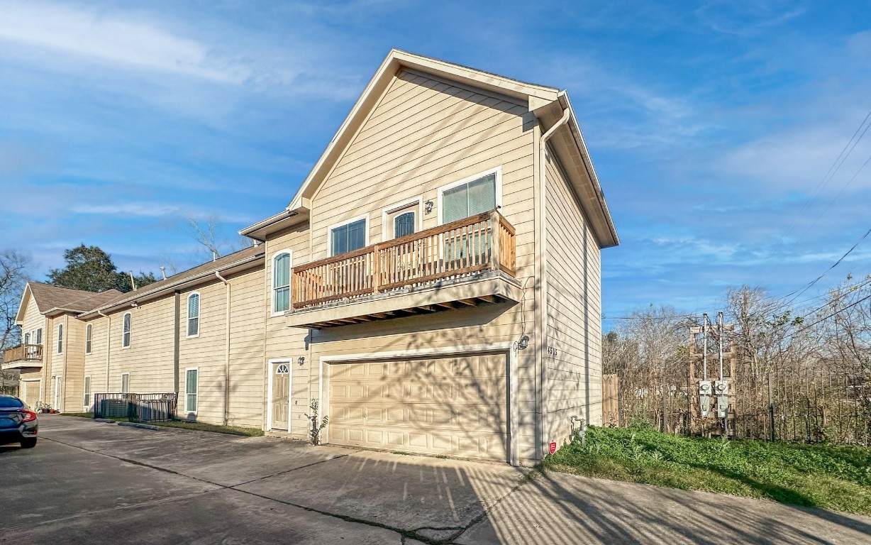 4505 Maggie Street - Photo 1