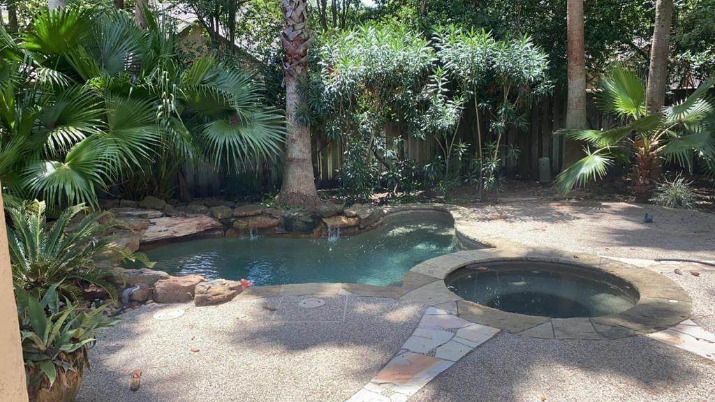 59 Douvaine Court - Photo 1