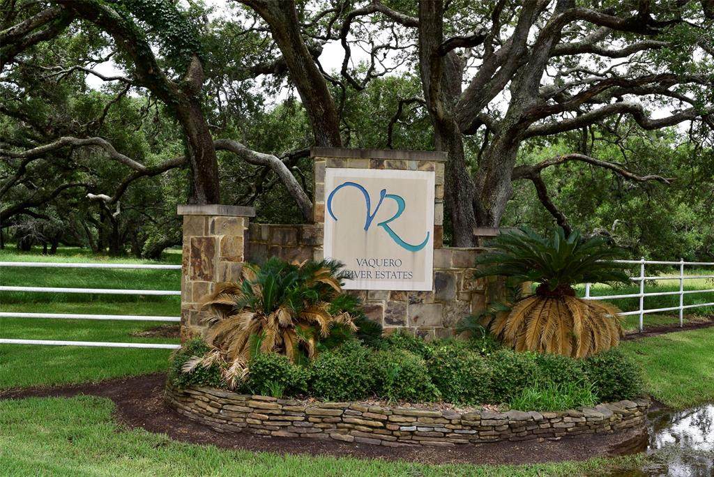 123 River Tree Drive - Photo 1