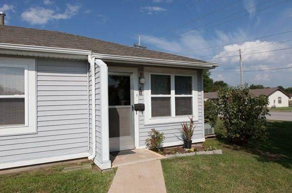 2440 Clinton Street - Photo 1