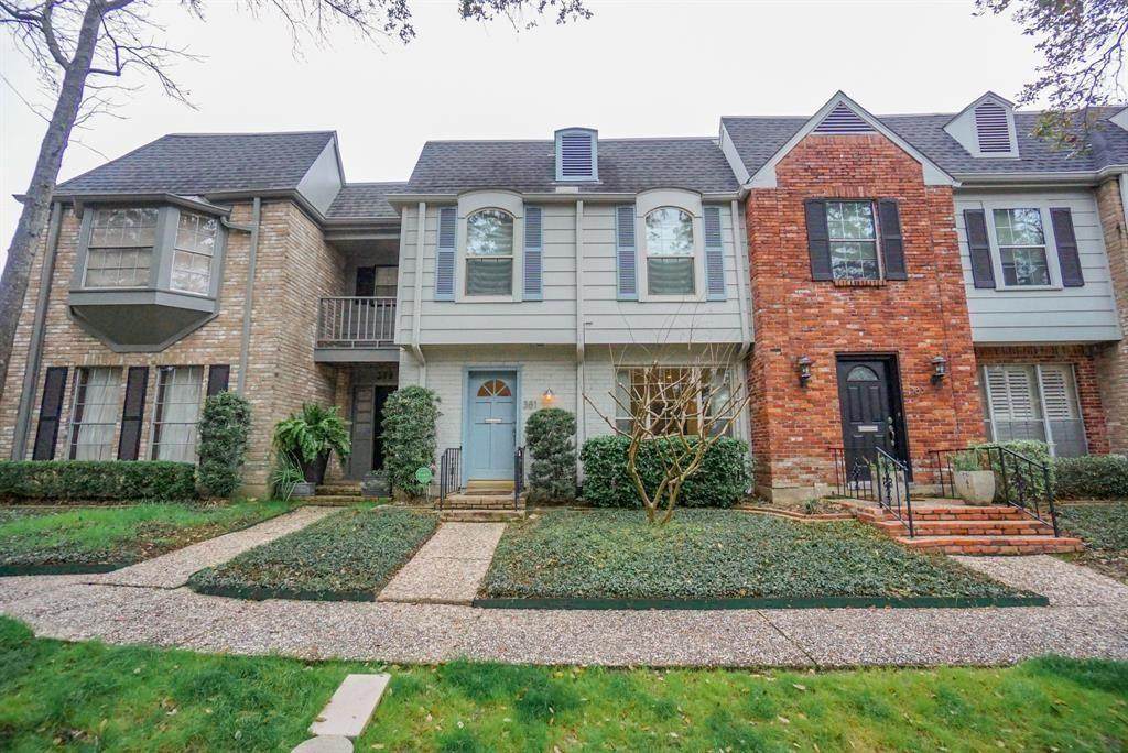 381 Post Oak Lane - Photo 1