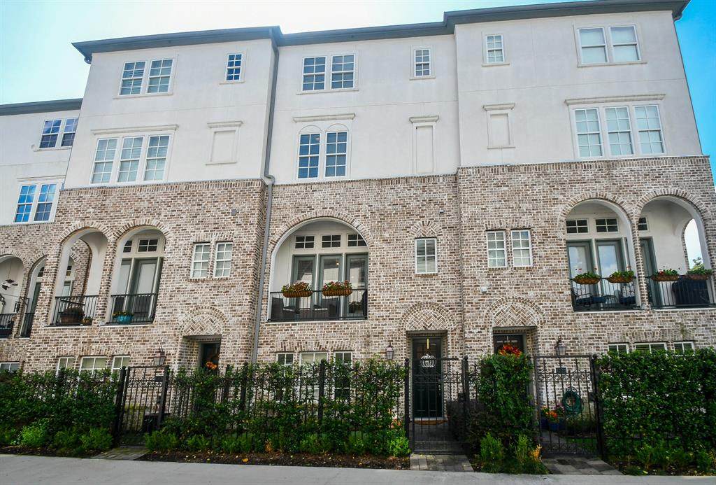 1110 Thompson Street Street - Photo 1
