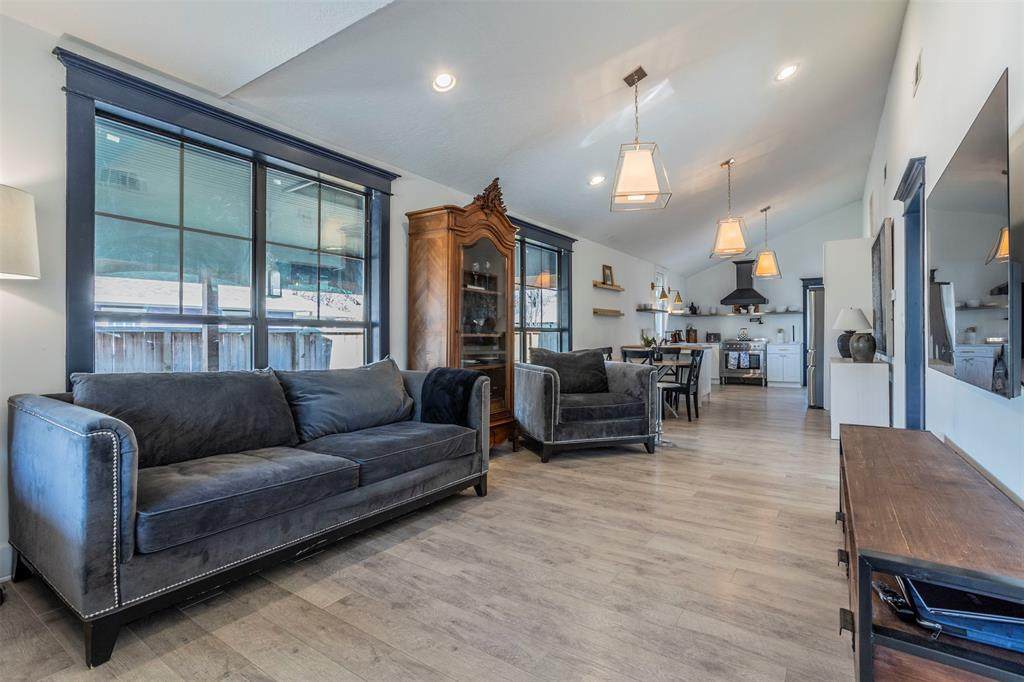 806 Dorothy Street - Photo 1