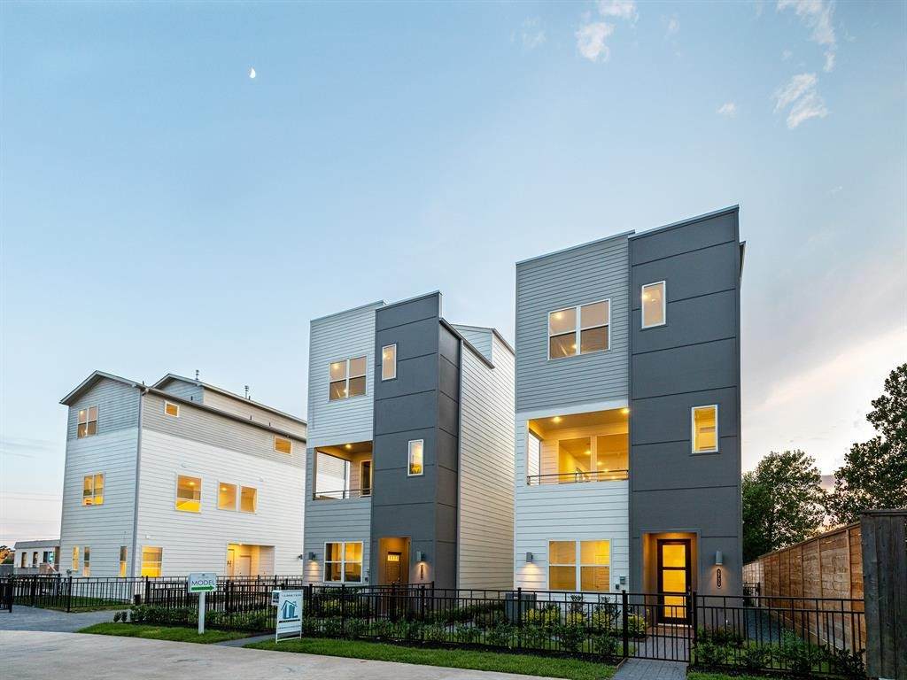 310 Jensen Drive - Photo 1