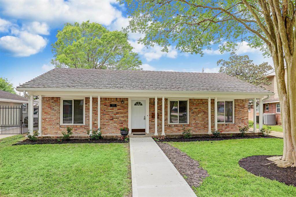 9002 Silver Spring Lane - Photo 1