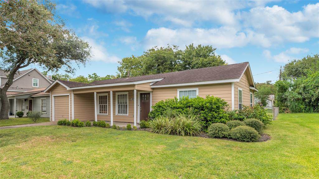 1825 15th Street - Photo 1
