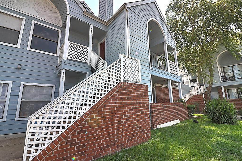 14550 Fonmeadow Drive - Photo 1