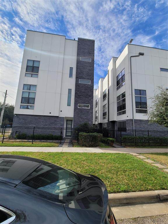 2826 Clay Street - Photo 1