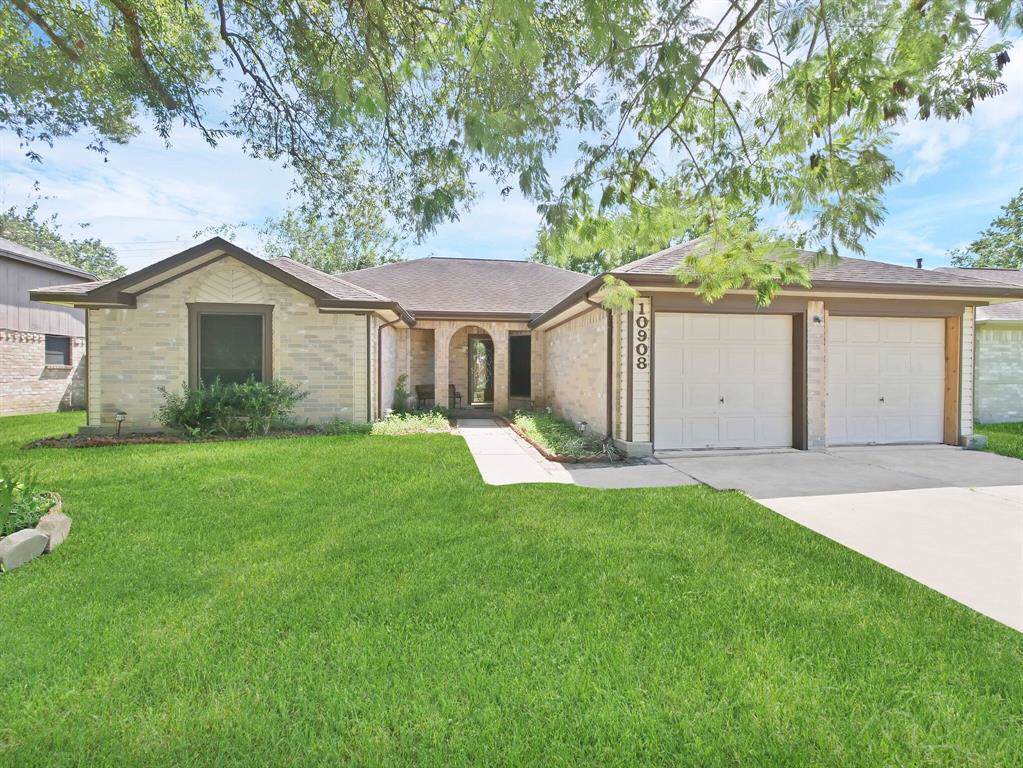 10908 Mulberry Court - Photo 1
