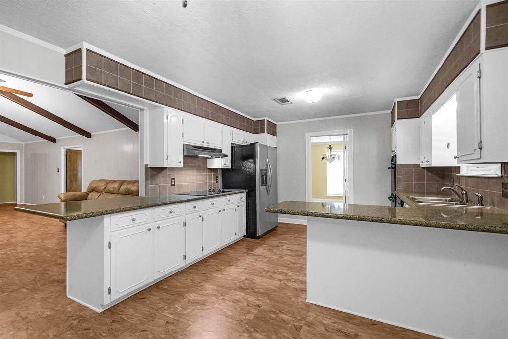 2400 Main Street - Photo 1