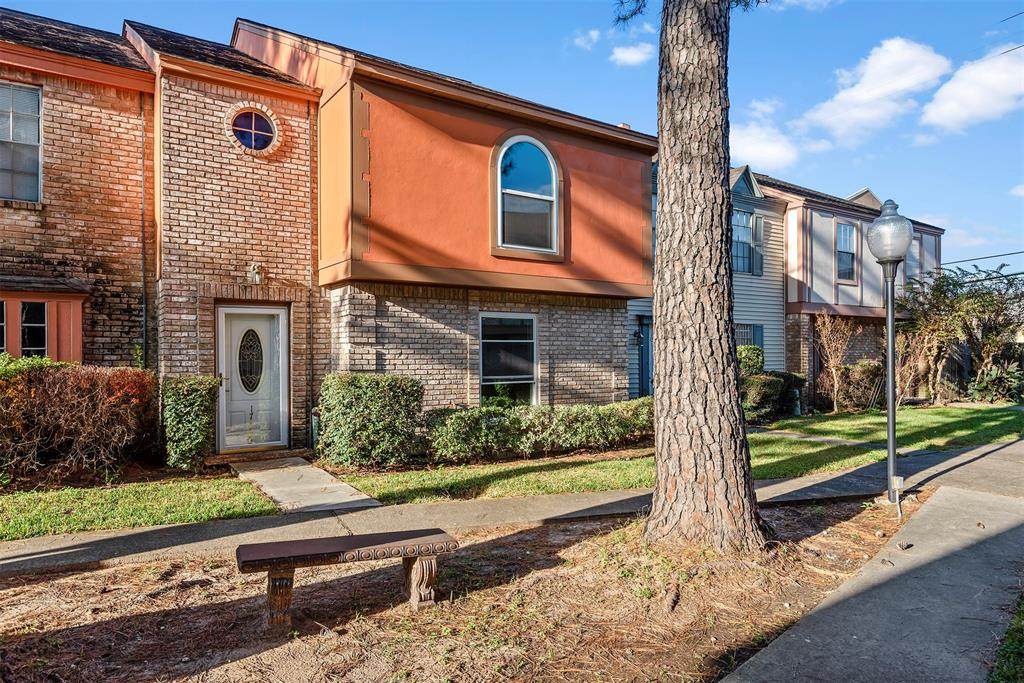 17120 Beaver Springs Drive - Photo 1