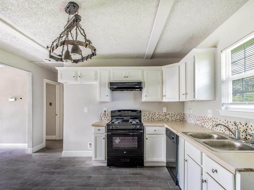 4435 Swift Drive - Photo 1
