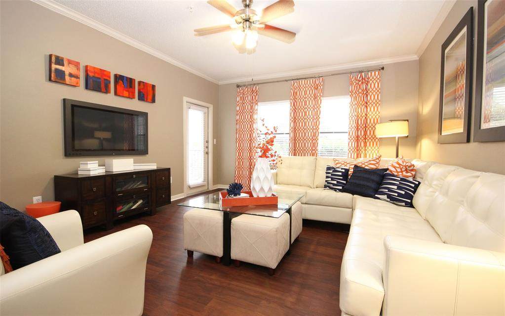 8383 N El Mundo Dr - Photo 1