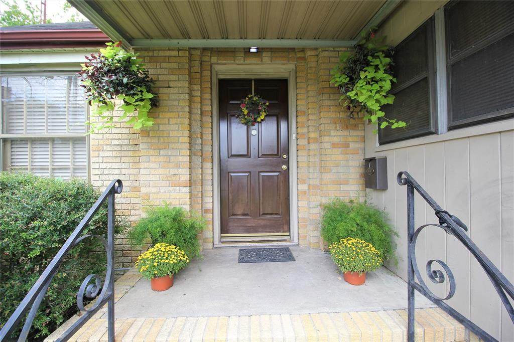 6601 Sylvan Road - Photo 1