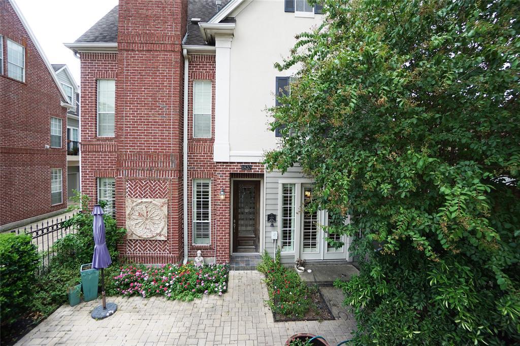 1820 Dunlavy Street - Photo 1