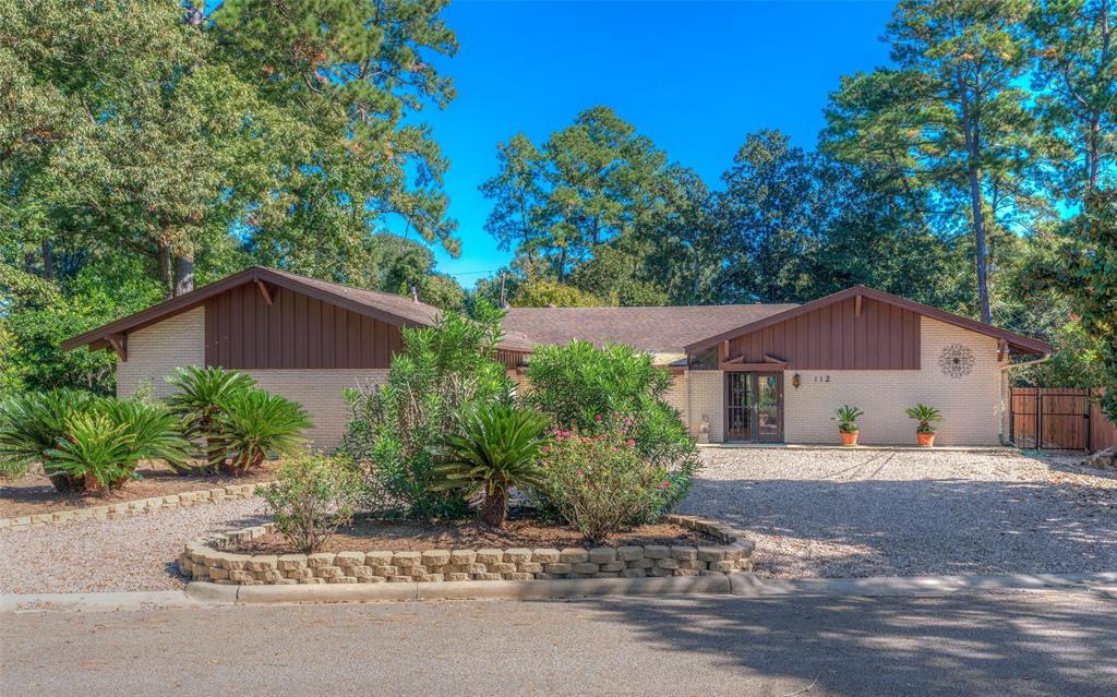 112 Delmont Drive - Photo 1