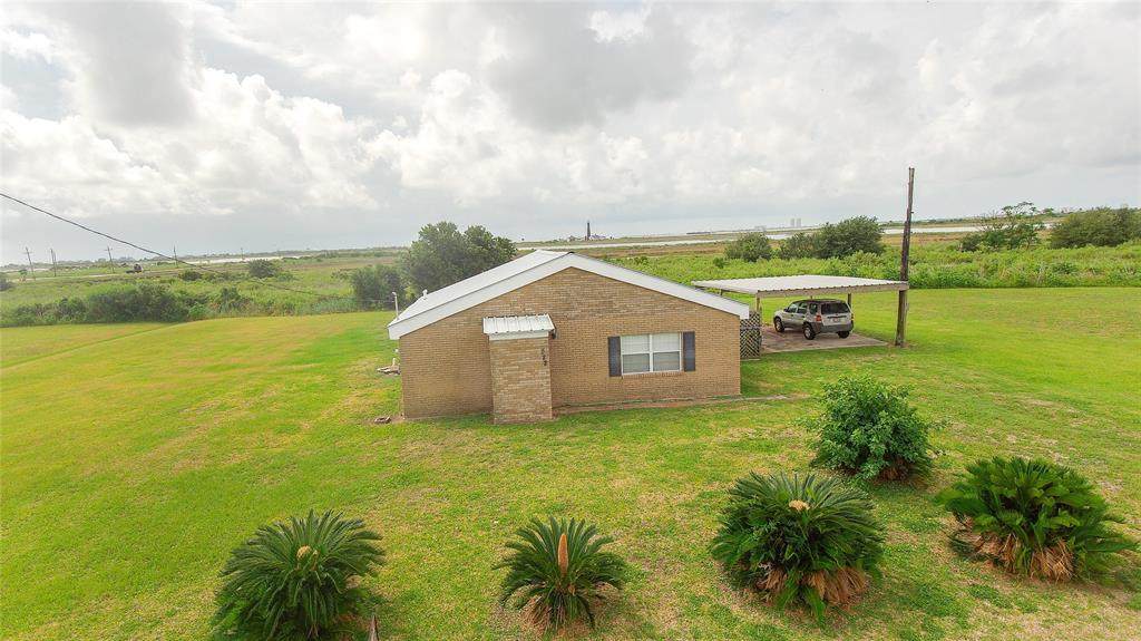 522 Nelson Avenue - Photo 1