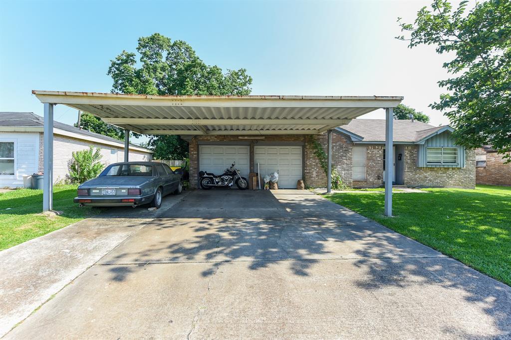105 Grantham Road - Photo 1