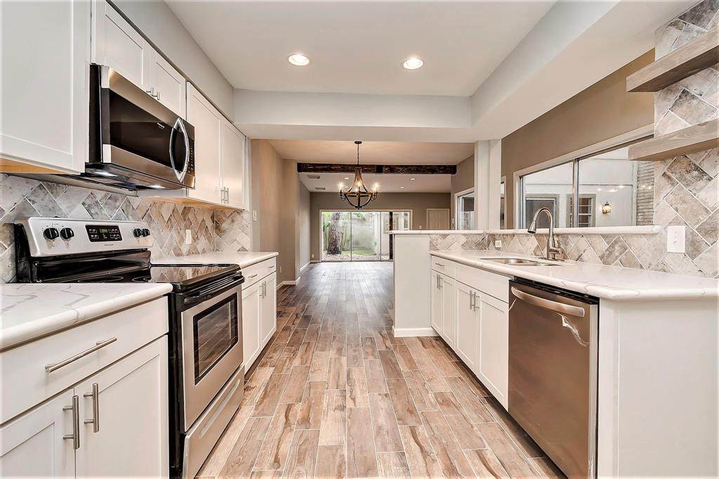 427 Fair Harbor Lane - Photo 1
