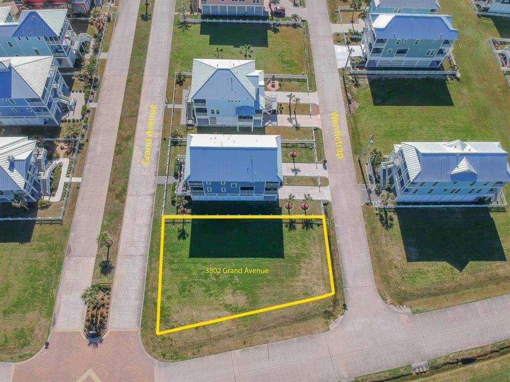 3802 Grand Avenue - Photo 1