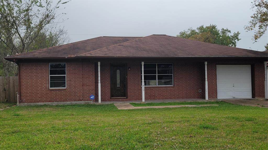 1419 10th Street - Photo 1