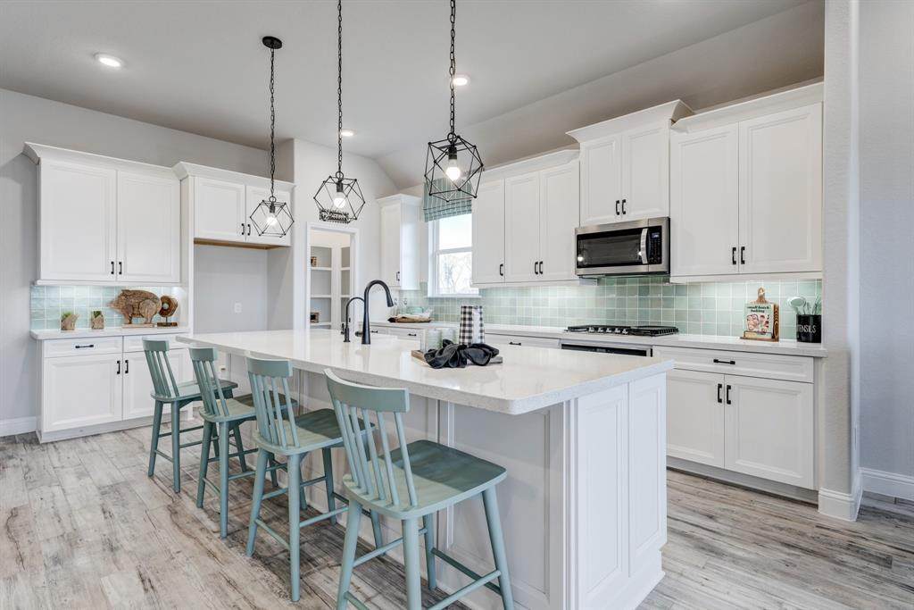 18219 Shoreline Vista Lane - Photo 1