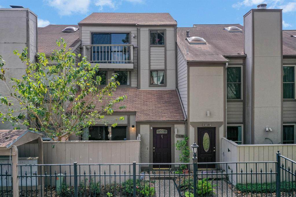 1029 Country Place Drive - Photo 1