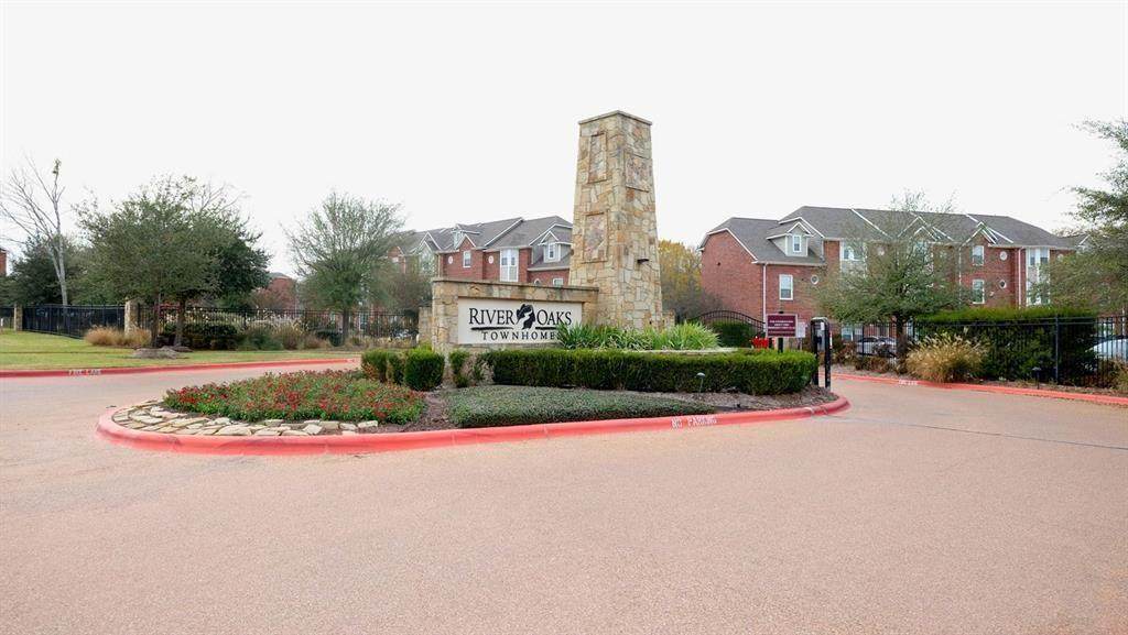 305 Holleman Drive - Photo 1